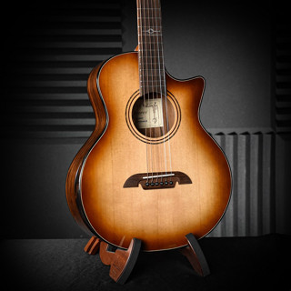 Alvarez LJP70CEARSHB SOLID AA NORTH AMERICAN SITKA SPRUCE / PAU FERRO