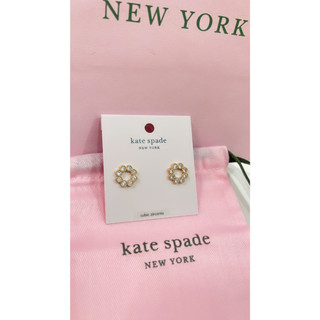 พร้อมส่ง 🔥Sale 899🔥ราคาดีงาม ต่างหู Kate Spade Full Circle Studs ประดับคริสตัลวิบๆวับๆ หรูหราลงตัวฝุดๆ ใส่ติดหูได้ทุกวัน