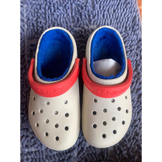 รองเท้ารัดส้นcrocs มือ2