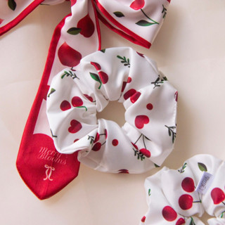 Merry Blooms Scrunchie 🍒 Cherry 🍒