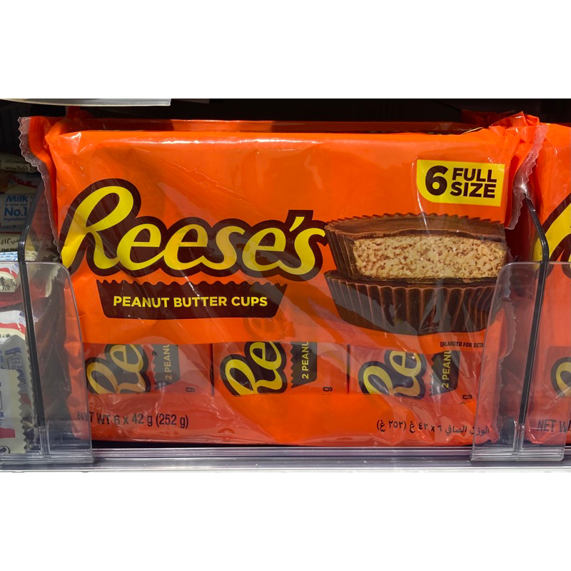 Reese’s peannut butter ช้อคโกแลตเนยถั่ว