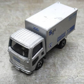 TOMICA โมเดลรถเหล็ก  รถก่อสร้าง รถบรรทุก/ขนส่ง  NO.88 ISUZU ELF TRANSPORT SAGAWA