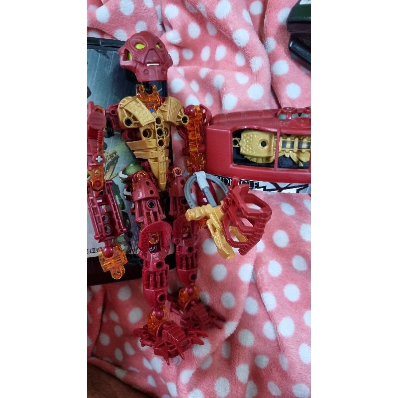 Bionicle Inika Jaller สีแดงของครบมีเก่าบ้างตามเวลา