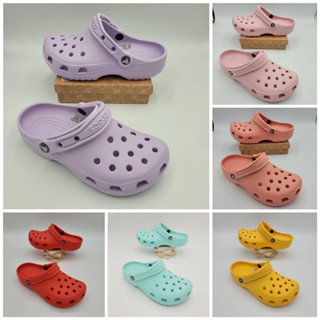 รองเท้าลำลองแฟชั่น สไตล์ Crocs Classic Clog