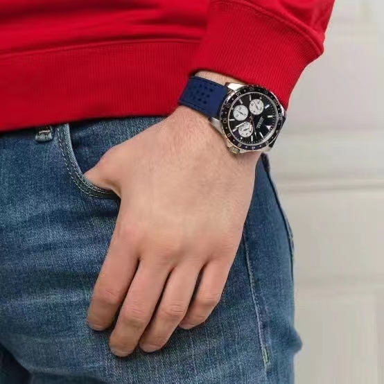 GUESS ของแท้100% นาฬิกาข้อมือสําหรับผู้ชายแบรนด์อเมริกัน มัลติฟังก์ชั่น 6 เข็ม W1108G1 W1108G3 W1108G4 W1108G5 W1108G6