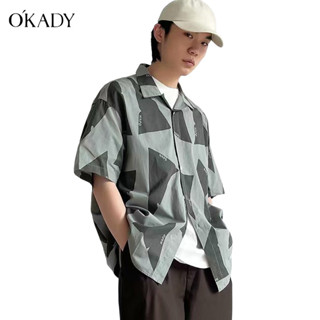 OKADY เสื้อเชิ้ตผู้ชาย เสื้อเชิ้ตคอปก ลายสก๊อต ชายหญิงใส่ได้ สไตล์มินิมอล M-2XL