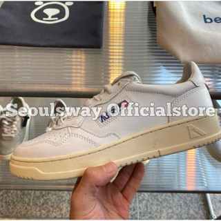 ของแท้ 100% Autry Medalist Low Sneakers