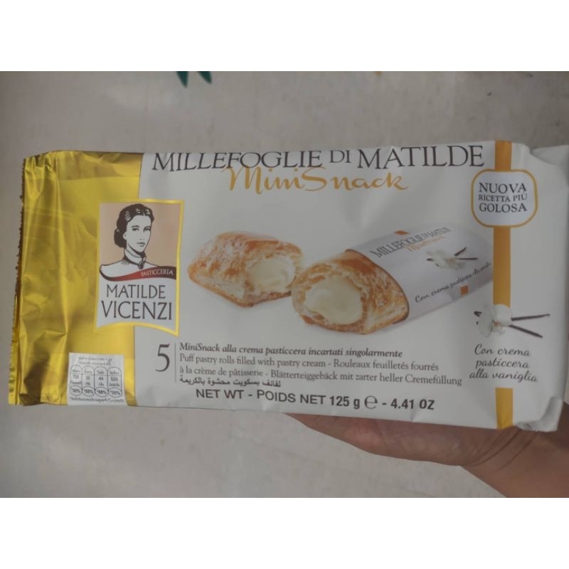 Matilde Vicenzi Mini Snack Puff Pastry Rolls Filled With Pastry Cream ฟัฟฟ์สอดไส้ครีมกลิ่นวานิลลา 12