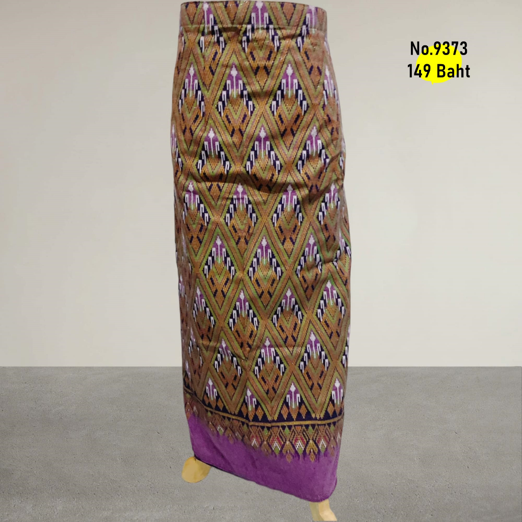 ผ้าถุงสำเร็จรูปผ้าฝ้ายพิมพ์ลายหมักโคลนแบบป้ายตะขอสีม่วง9373