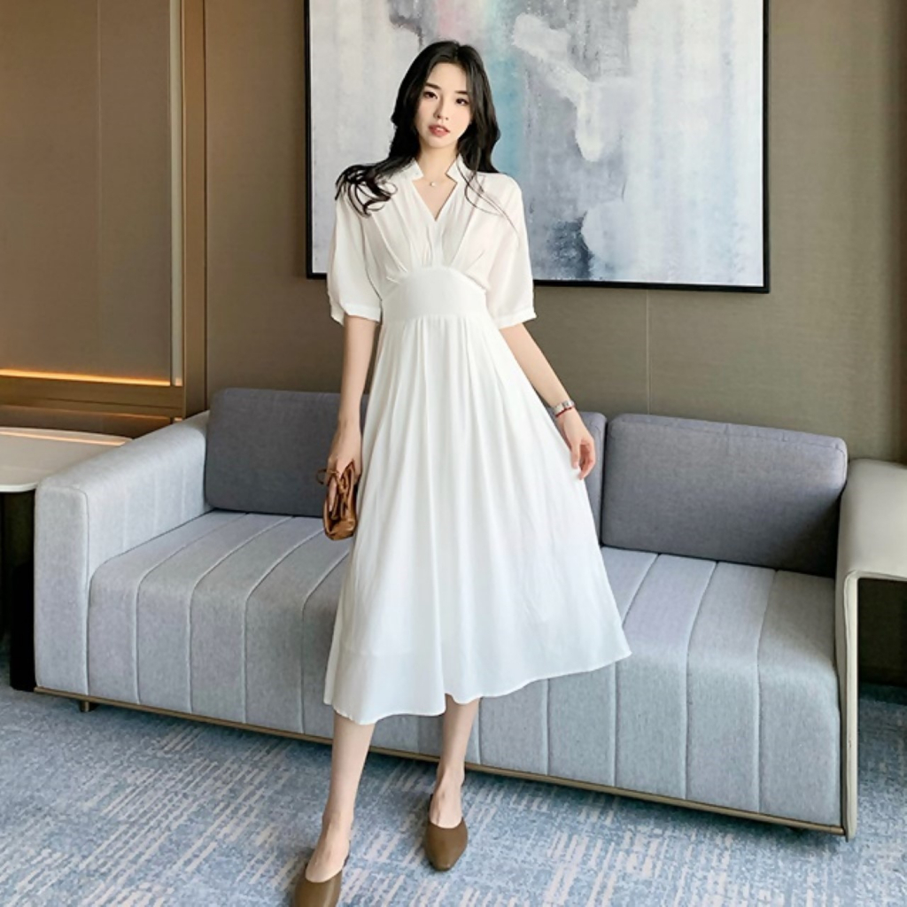 ราคาถูกที่สุด เดรสยาวสีขาว แขนสามส่วนคอจีน มีเป๋าข้าง ผ้าใส่สบายทุกฤดู ไม่มีซับใน มีซิปหลัง
