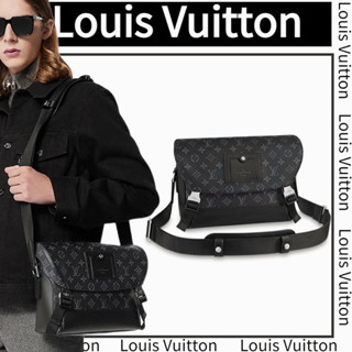 หลุยส์ วิตตอง Louis Vuitton VOYAGER กระเป๋าสะพายข้างขนาดเล็ก/กระเป๋าสะพายชาย/กระเป๋าสะพายข้าง/LV กระเป๋าผู้ชายยุโรปแท้