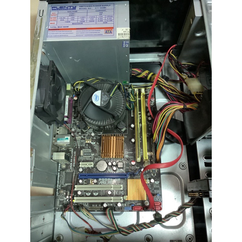 ขายเมนบอร์ด Asus P5QPL-AM  สนใจทักแขทสอบถามก่อนสั่งซื้อ intel pentium(R) D 2.80GHz(FSB Speed 800MHz)