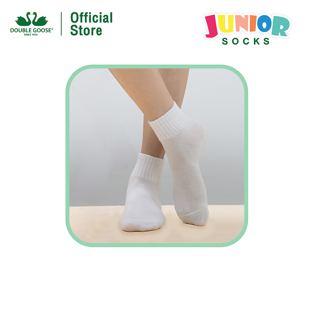 ห่านคู่ ถุงเท้าเด็ก สีขาว Junior Collection