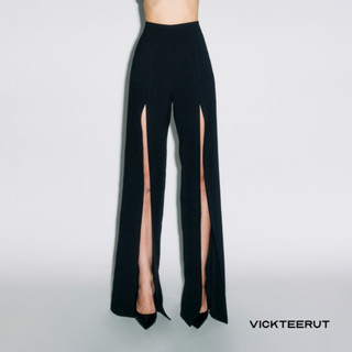 VICKTEERUT Re-Edition Front Slit Wide Leg Trousers กางเกงขาบาน เอวสูง ผ่าหน้า