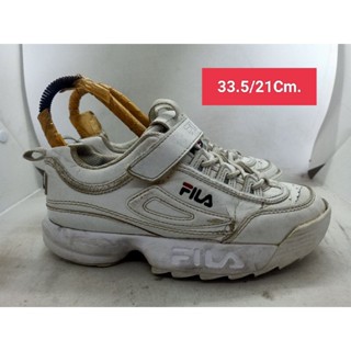 Fila Size 33.5 ยาว 21 รองเท้ามือสอง เด็กเล็ก เด็กโต ผู้หญิงเท้าเล็ก  ผ้าใบ  แฟชั่น ลำลอง เที่ยว