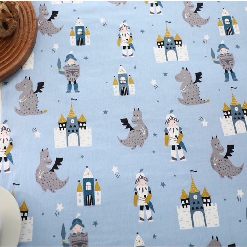 ผ้าคอตตอน 100% ทอทวิล หน้ากว้าง 1.6 เมตร ผ้าเมตร ลายการ์ตูน เจ้าหญิงเจ้าชาย