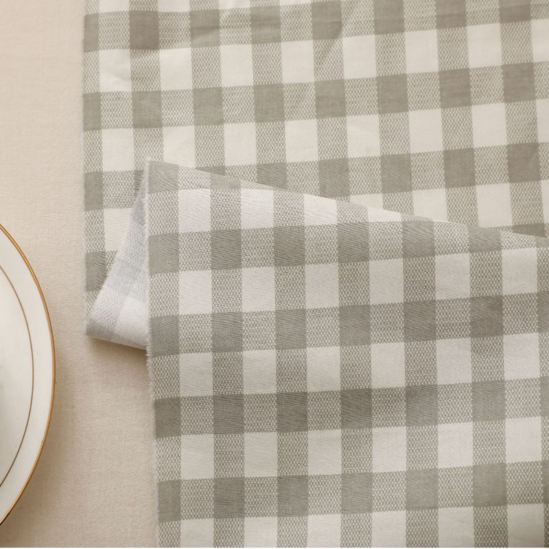 ผ้าคอตตอน 100% ทอทวิล หน้ากว้าง1.6 เมตร ขายเป็นเมตรเมตร ลายสก็อต