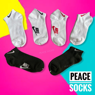 ถุงเท้าข้อสั้นไนกี้ Nike Socks