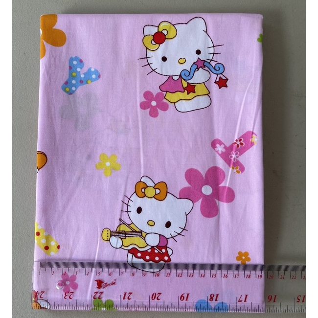 ผ้าคอตตอน 100% ทอทวิล หน้ากว้าง1.6 เมตร ตัดขายเป็นเมตร พิมพ์ลายลายแมว