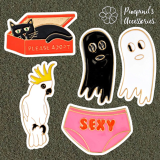 ʕ •ᴥ•ʔ ✿ พร้อมส่ง : เข็มกลัดเซ็ทแมวดำ,นกแก้วขาวและผีน้อย | Black Cat, White Parrot&amp;Little Ghost Enamel Brooch Pin Set.