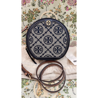 พร้อมส่ง 🔥SALE 14799🔥Shopไทย 22100 จ้า รุ่นสุดฮิต Tory Burch T Monogram Jacquard Moon Crossbody Bag สี Navy ปกติไม่ลดจ้า