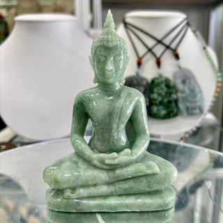 พระพุทธรูป แกะสลัก หินหยกพม่า ขนาดหน้าตัก 3 นิ้ว หยกแท้ Jadeite Type A ปางสมาธิ พร้อมฐาน หินอินเดีย