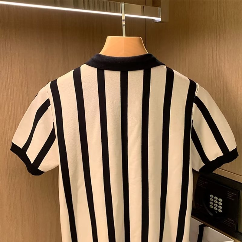 เสื้อโปโลคอปก ลายทางลง ผ้าหนา สไตล์เกาหลี C40 ราคา ถูกที่สุด ดีลบีเคเค แกลเลอรีภาพที่ 3