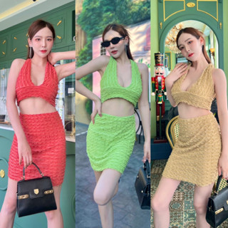 🌈New🌈 5 สีพร้อมส่ง✅ เซ็ทเสื้อครอปคล้องคอ+กระโปรงสั้นทรงเอ เซ็กซี่สุดๆ🔥🔥 เซ็ทออกงาน ชุดไปคาเฟ่ ชุดไปเที่ยว