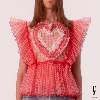 TandT - HEART-ON-TOP GINGHAM TULLE ANGEL SLEEVES PEPLUM TOP เสื้อแขนกุดตัดต่อระบายใต้อก รูดระบายหัวใจ ผ้าตาข่ายลายสก็อต