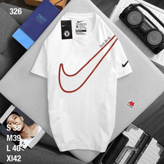 nike เสื้อยืดแขนสั้น