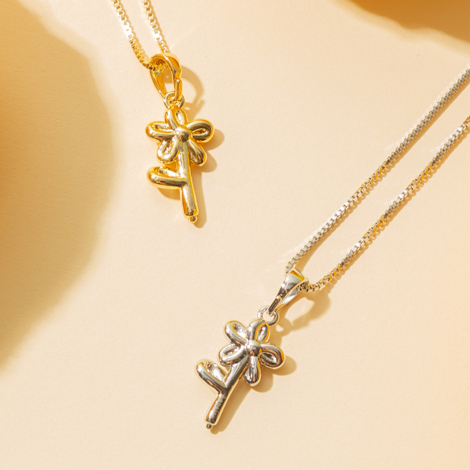 Lapaire l Emily's daisy necklace
