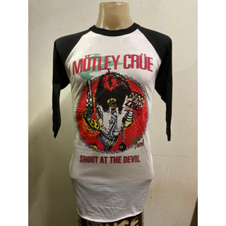 เสื้อวง แขนสามส่วน MOTLEY CRUE สไตล์วินเทจ