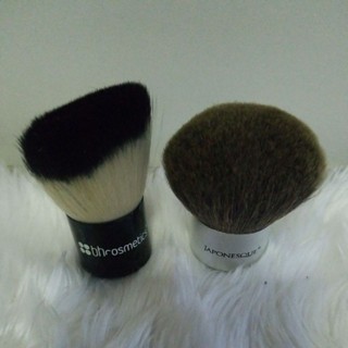 powder brush BH และ  Japonesque