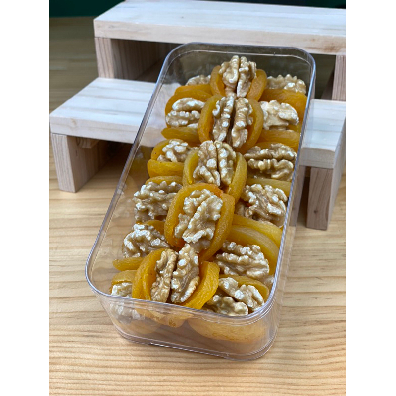 แอปริคอต apricot สอดไส้ วอลนัท 300g