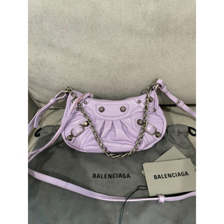 Used in good con balenciaga mini le cagole purple