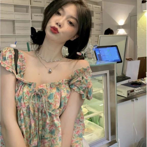 เสื้อเบลาส์แขนพองลายดอกไม้ คอสี่เหลี่ยมผูกโบว์ SL6226 thumbnail 9