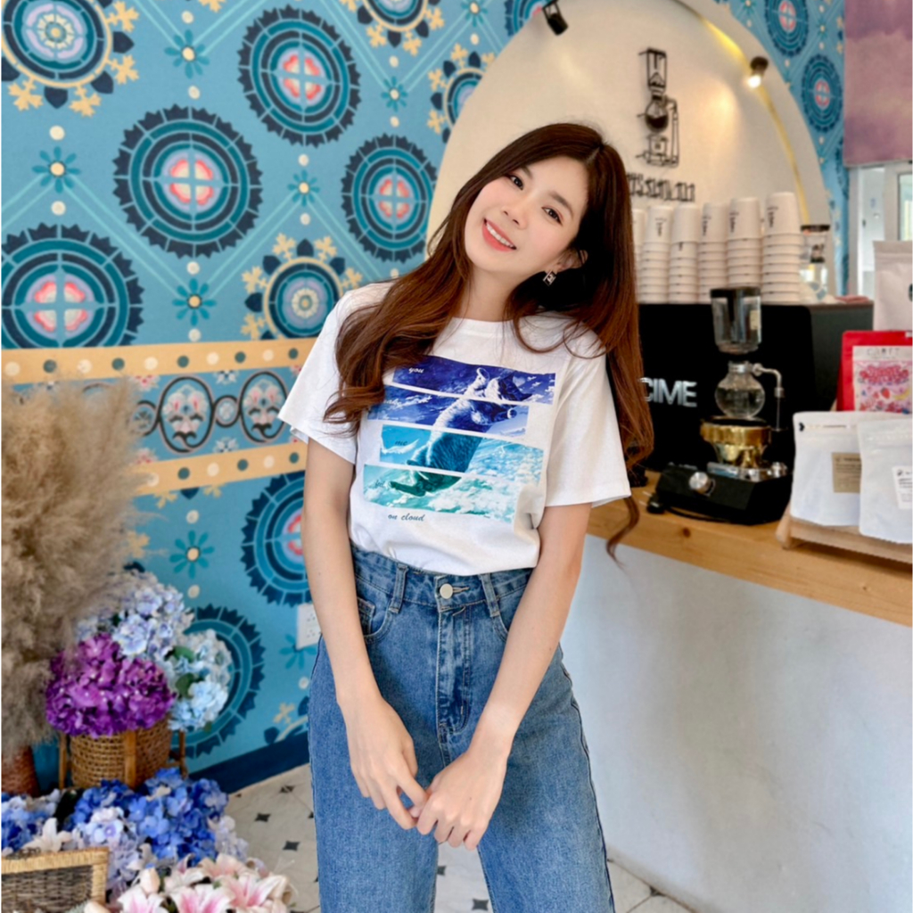 Jarika.shop - เสื้อยืดลายน้องแมว On Cloud  ( งานป้าย.. Jarika ) ( จ33 )