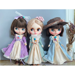 ชุดตุ๊กตาบลายธ์ พร้อมส่ง Vintage dress of Charlotte for Blythe ขนาด30 ซม.