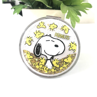 SNOOPY BFW กระจกพับ กระจก กระจกสวยงาม กระจกพกพา ลาย SNOOPY W สวยมาก มีกากเพชรเหลว กระจก  ขนาด 7 x 1.5 cm. BY 798 SHOP