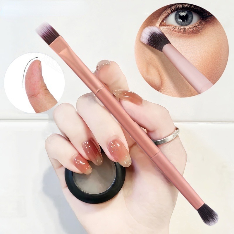 แปรงอายแชโดว์ คัดเบ้าตา 2 หัว 2in1 Eye Shadow Brush-5560