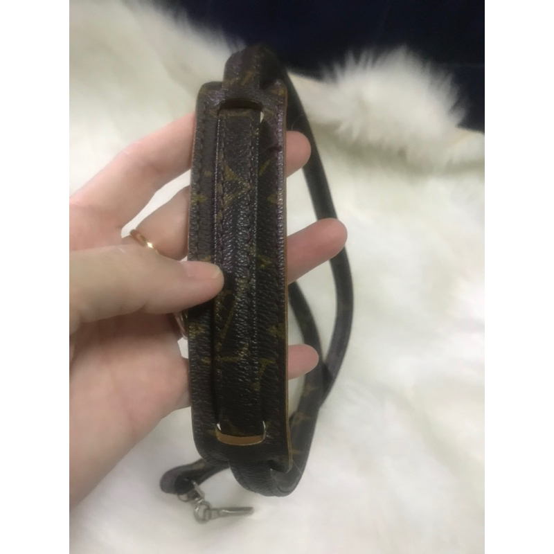 สาย LV มือสองของแท้ vintage