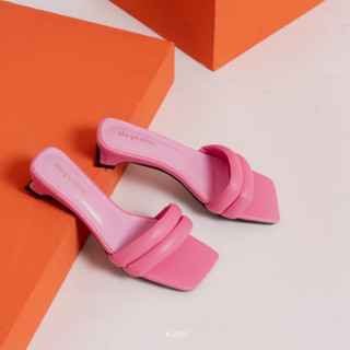 Yuu Sandals (Defect) -  รองเท้าแตะ รองเท้าแฟชั่น ใส่สบาย