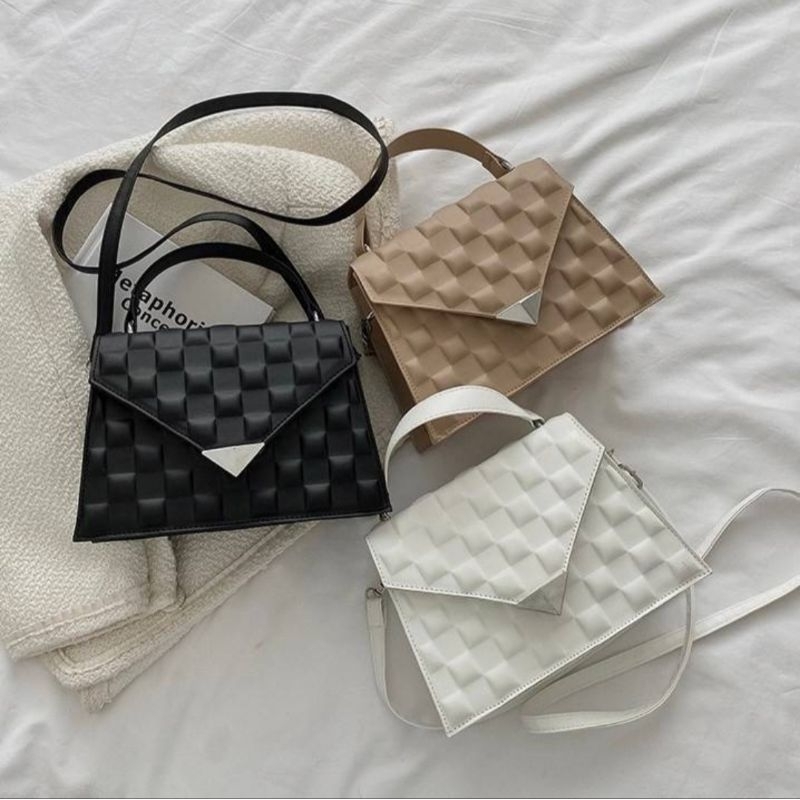 Tabby Bag ♡ / กระเป๋าถือ กระเป๋าสะพายข้าง