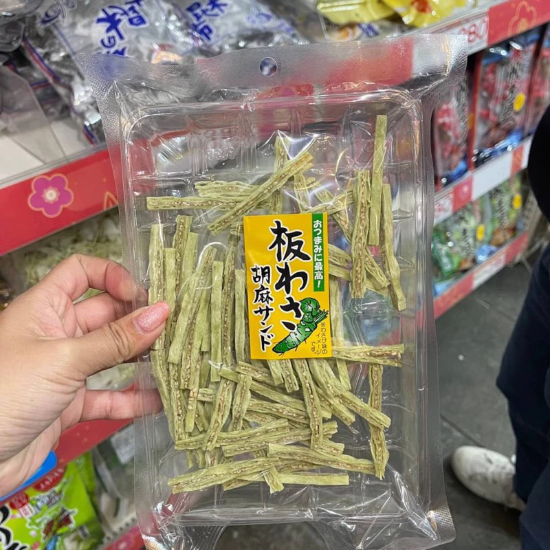 ‼️ของหิ้วใหม่จากญี่ปุ่น‼️ปลาเส้นทาโร่สอดไส้งาดำ ของฝากสุดฮิตใครมาก็ต้องซื้อ thumbnail 7