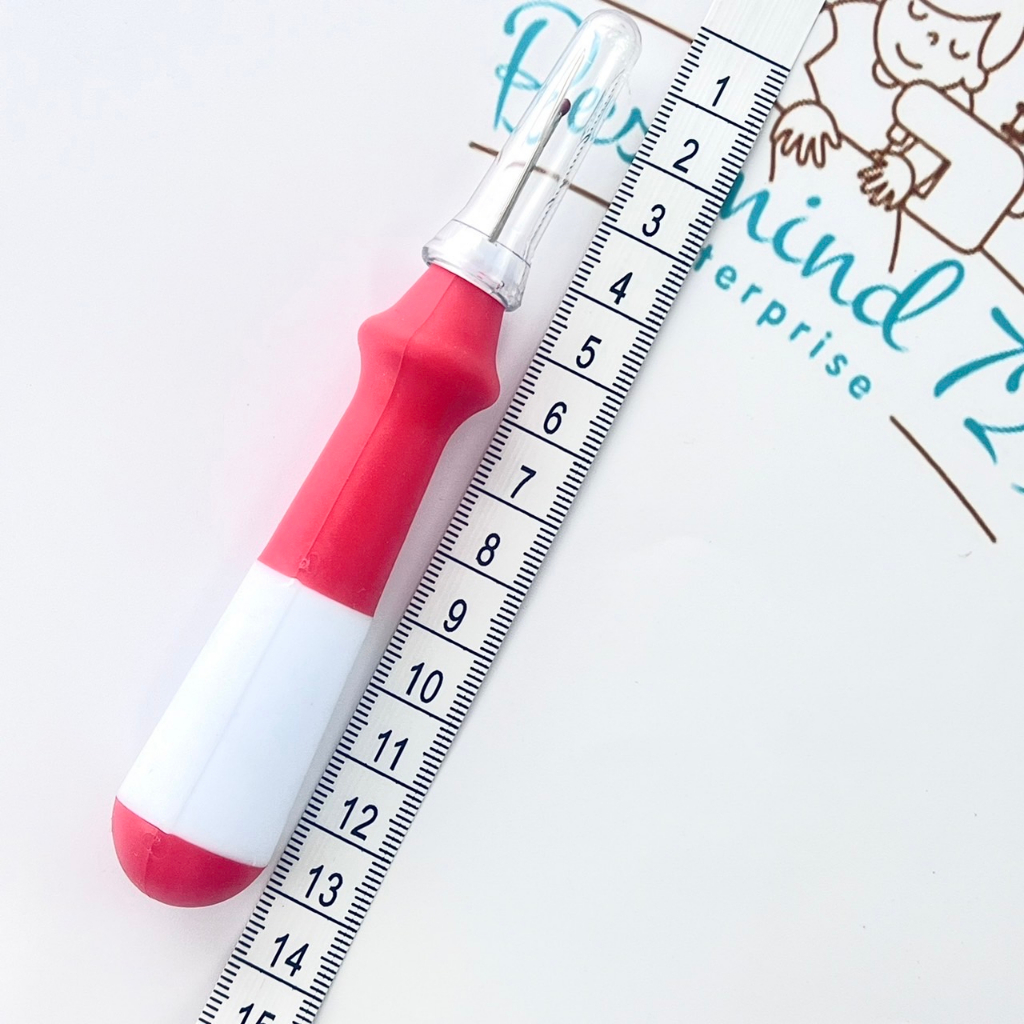 ที่เลาะผ้า ที่เลาะผ้าด้ามยาง ด้าม 5 สี