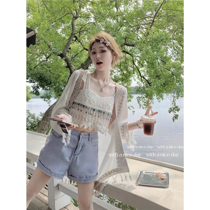 มาใหม่ฮับ เสื้อถักทรงกร้ามตัวสั้น เสื้อถักลูกไม้ เสื้อถักไหมพรม มีสีขาว และครีม
