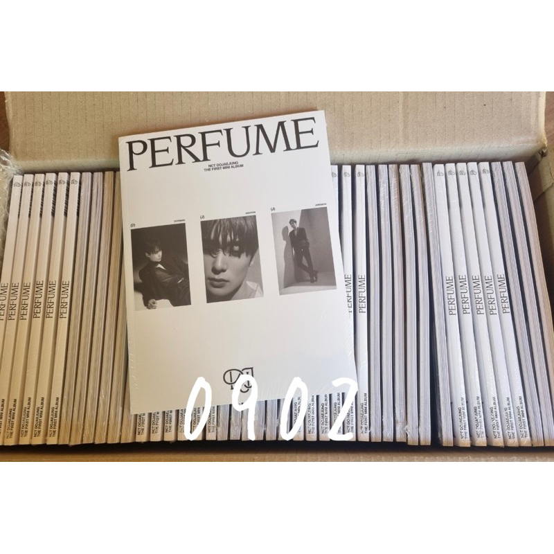 [พร้อมส่ง/กดผ่าน VDO ลด 30%] NCT DOJAEJUNG - Perfume Photobook ver อัลบั้มไม่แกะ
