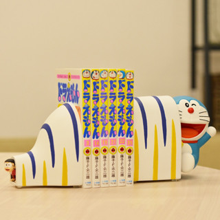 พร้อมส่ง📚 Doraemon Bookend Gulliver Tunnel