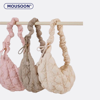 MOUSOON soft bag หญิงลําลองน้ําหนักเบา กระเป๋าโฮโบ ทรงก้อนเมฆ แนวเกาหลี ที่ห้อย แถมฟรี Cloud