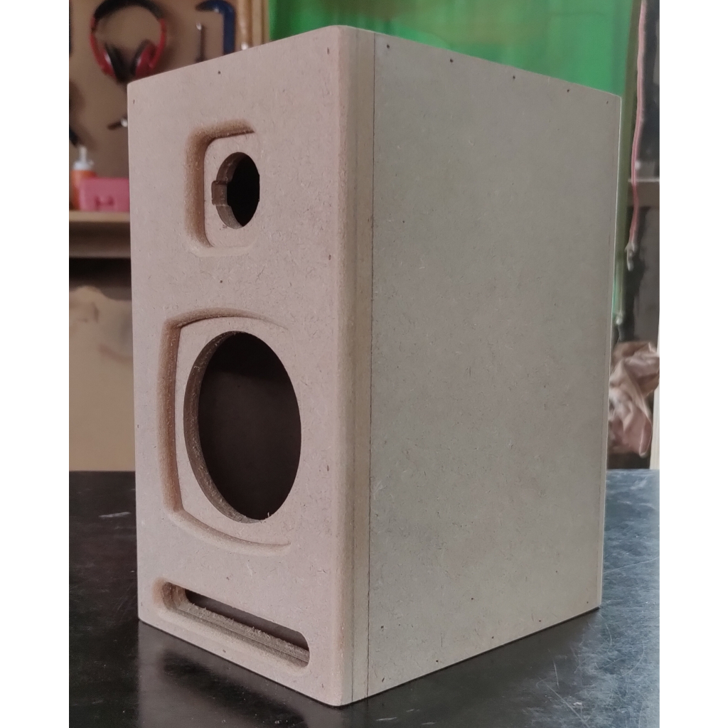 ตู้ลำโพงฟูลเรนจ์ 4" + แหลมHk 2" ไม้MDF 9mm. (งานดิบราคาต่อ 1ใบ)